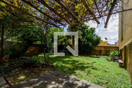 Casa à venda com 205m², 4 quartos e 3 vagasQuintal