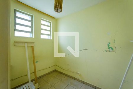 Casa à venda com 205m², 4 quartos e 3 vagasQuarto de Serviço