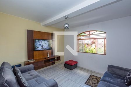 Casa à venda com 232m², 3 quartos e 5 vagas Casa à venda com 232m², 3 quartos e 5 vagasSala 2