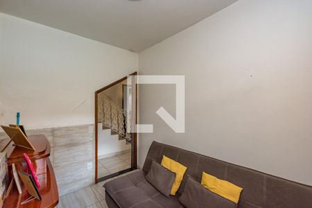 Casa à venda com 232m², 3 quartos e 5 vagas Casa à venda com 232m², 3 quartos e 5 vagasEscritório