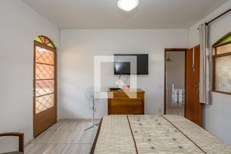 Casa à venda com 232m², 3 quartos e 5 vagas Casa à venda com 232m², 3 quartos e 5 vagasSuíte