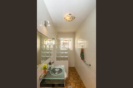 Casa à venda com 232m², 3 quartos e 5 vagas Casa à venda com 232m², 3 quartos e 5 vagasBanheiro da Suíte