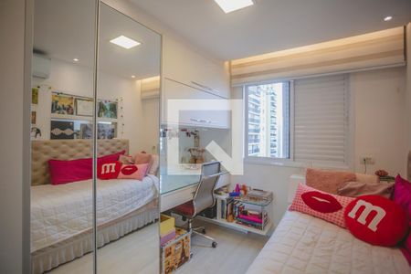 Apartamento à venda com 70m², 2 quartos e 2 vagasQuarto 2