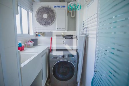 Apartamento à venda com 70m², 2 quartos e 2 vagasÁrea de Serviço