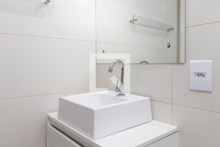 Banheiro de apartamento para alugar com 1 quarto, 28m² em Cidade Baixa, Porto Alegre