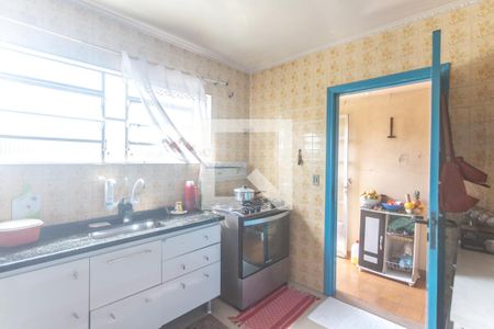 Casa à venda com 178m², 3 quartos e 3 vagas Casa à venda com 178m², 3 quartos e 3 vagasCozinha