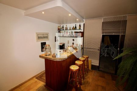 Apartamento para alugar com 188m², 2 quartos e 3 vagas