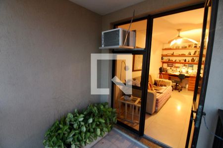 Apartamento para alugar com 188m², 2 quartos e 3 vagas Apartamento para alugar com 188m², 2 quartos e 3 vagasVaranda do Quarto