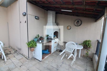 Apartamento para alugar com 188m², 2 quartos e 3 vagas Apartamento para alugar com 188m², 2 quartos e 3 vagasTerraço