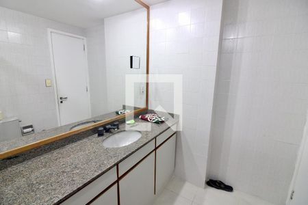 Apartamento para alugar com 188m², 2 quartos e 3 vagas Apartamento para alugar com 188m², 2 quartos e 3 vagasBanheiro Social