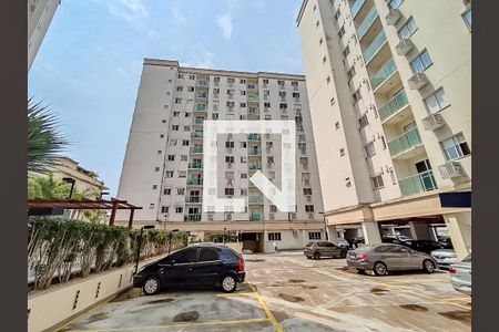 Apartamento para alugar com 70m², 2 quartos e 2 vagasFachada