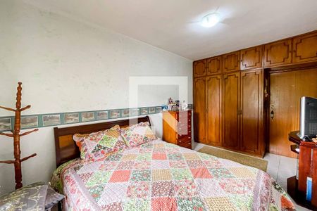 Casa à venda com 315m², 3 quartos e 6 vagasQuarto 2
