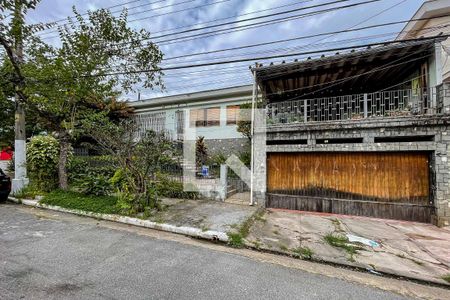 Casa à venda com 315m², 3 quartos e 6 vagasFachada