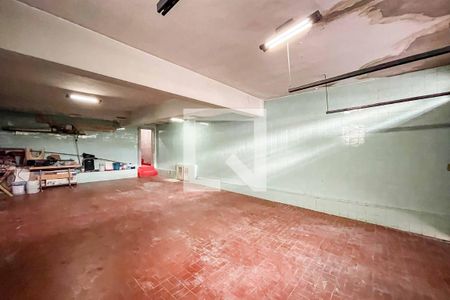 Casa à venda com 315m², 3 quartos e 6 vagasGaragem