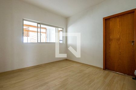 Apartamento à venda com 200m², 3 quartos e 2 vagas Apartamento à venda com 200m², 3 quartos e 2 vagasSuíte - Sala Íntima