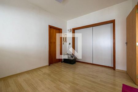 Apartamento à venda com 200m², 3 quartos e 2 vagas Apartamento à venda com 200m², 3 quartos e 2 vagasSuíte - Sala Íntima