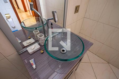 Apartamento à venda com 200m², 3 quartos e 2 vagas Apartamento à venda com 200m², 3 quartos e 2 vagasBanheiro