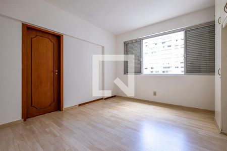 Apartamento à venda com 200m², 3 quartos e 2 vagas Apartamento à venda com 200m², 3 quartos e 2 vagasSuíte