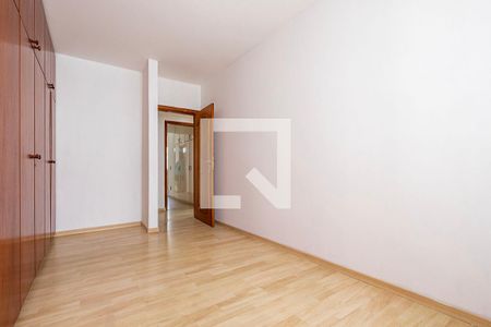 Apartamento à venda com 200m², 3 quartos e 2 vagas Apartamento à venda com 200m², 3 quartos e 2 vagasQuarto 3