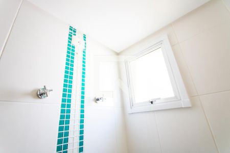 Apartamento à venda com 120m², 3 quartos e 3 vagasBanheiro do quarto 2