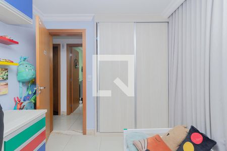 Apartamento à venda com 143m², 3 quartos e 2 vagas Apartamento à venda com 143m², 3 quartos e 2 vagasQuarto 3