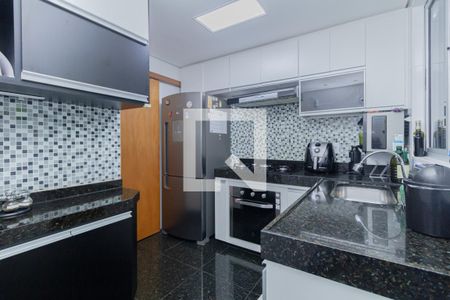 Apartamento à venda com 143m², 3 quartos e 2 vagas Apartamento à venda com 143m², 3 quartos e 2 vagasCozinha