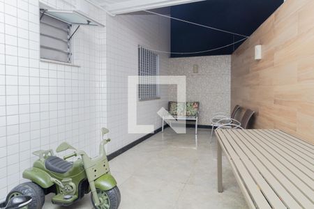 Apartamento à venda com 143m², 3 quartos e 2 vagas Apartamento à venda com 143m², 3 quartos e 2 vagasÁrea Privativa