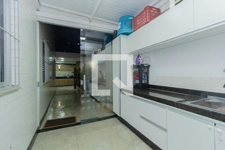 Apartamento à venda com 143m², 3 quartos e 2 vagas Apartamento à venda com 143m², 3 quartos e 2 vagasÁrea de Serviço