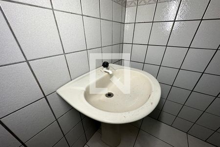 Casa à venda com 192m², 4 quartos e 4 vagasPia do Banheiro Social