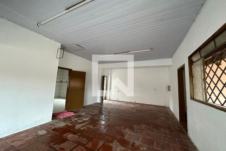 Casa à venda com 192m², 4 quartos e 4 vagasGaragem