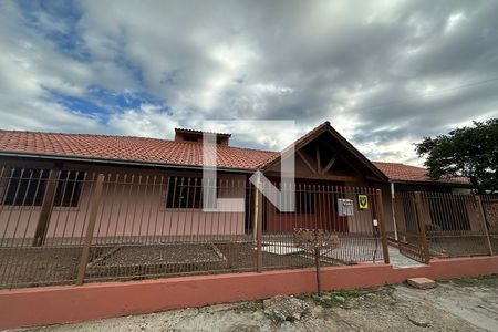 Casa à venda com 192m², 4 quartos e 4 vagasFachada