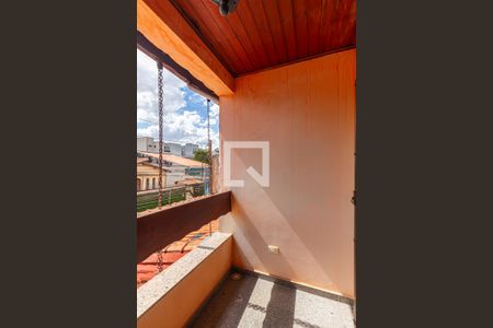 Casa à venda com 172m², 3 quartos e 2 vagas Casa à venda com 172m², 3 quartos e 2 vagasVaranda da Suite