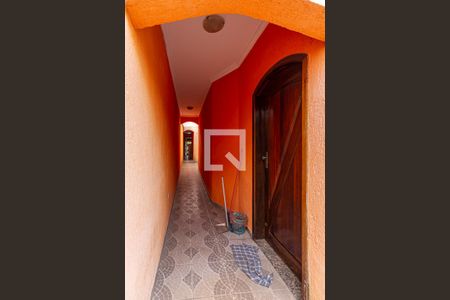 Casa à venda com 172m², 3 quartos e 2 vagas Casa à venda com 172m², 3 quartos e 2 vagasCorredor Externo