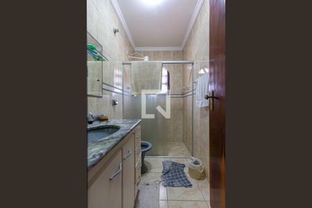 Casa à venda com 172m², 3 quartos e 2 vagas Casa à venda com 172m², 3 quartos e 2 vagasBanheiro