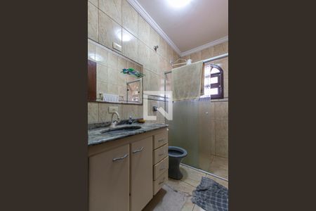 Casa à venda com 172m², 3 quartos e 2 vagas Casa à venda com 172m², 3 quartos e 2 vagasBanheiro