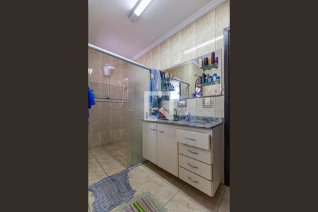 Casa à venda com 172m², 3 quartos e 2 vagas Casa à venda com 172m², 3 quartos e 2 vagasBanheiro da Suite