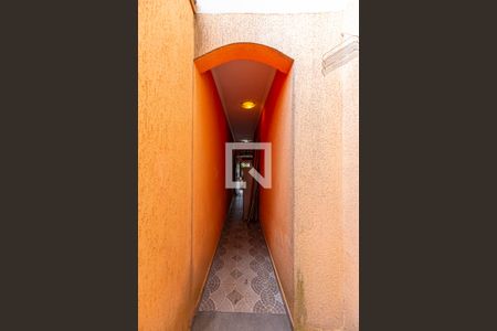 Casa à venda com 172m², 3 quartos e 2 vagas Casa à venda com 172m², 3 quartos e 2 vagasCorredor Externo