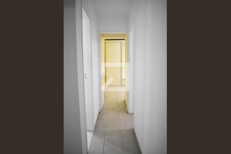 Corredor de apartamento para alugar com 2 quartos, 55m² em Campo Grande, Rio de Janeiro