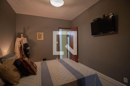 Casa à venda com 250m², 4 quartos e 2 vagas Casa à venda com 250m², 4 quartos e 2 vagasQuarto Suite 1