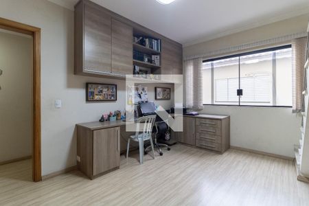 Casa à venda com 350m², 5 quartos e 6 vagas Casa à venda com 350m², 5 quartos e 6 vagasQuarto 4