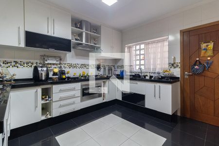 Casa à venda com 350m², 5 quartos e 6 vagas Casa à venda com 350m², 5 quartos e 6 vagasCozinha