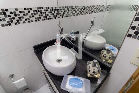 Casa à venda com 350m², 5 quartos e 6 vagas Casa à venda com 350m², 5 quartos e 6 vagasBanheiro da Suíte 2