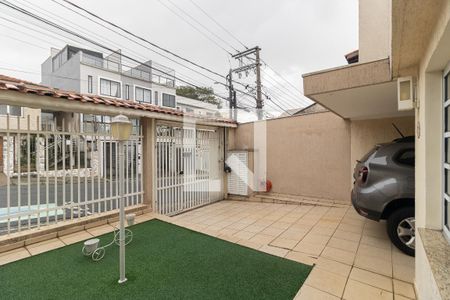 Casa à venda com 350m², 5 quartos e 6 vagas Casa à venda com 350m², 5 quartos e 6 vagasGaragem