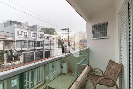 Casa à venda com 350m², 5 quartos e 6 vagas Casa à venda com 350m², 5 quartos e 6 vagasVaranda da Suíte 1