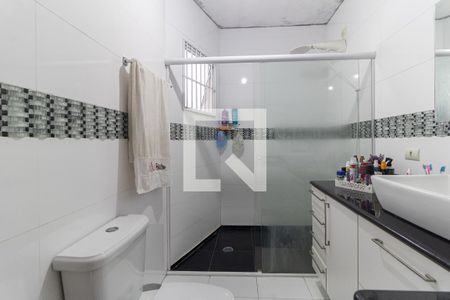 Casa à venda com 350m², 5 quartos e 6 vagas Casa à venda com 350m², 5 quartos e 6 vagasBanheiro da Suíte 1