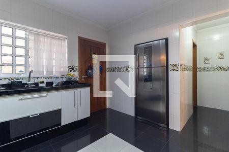 Casa à venda com 350m², 5 quartos e 6 vagas Casa à venda com 350m², 5 quartos e 6 vagasCozinha