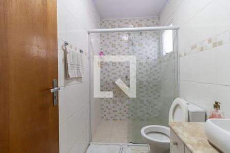 Casa à venda com 350m², 5 quartos e 6 vagas Casa à venda com 350m², 5 quartos e 6 vagasBanheiro da Suíte da Edícula