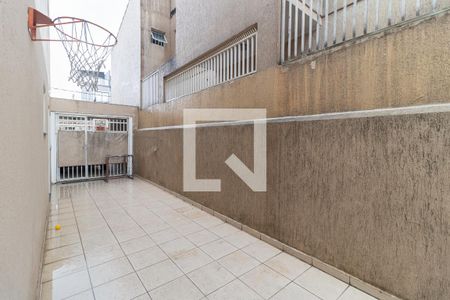 Casa à venda com 350m², 5 quartos e 6 vagas Casa à venda com 350m², 5 quartos e 6 vagasQuintal