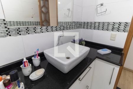 Casa à venda com 350m², 5 quartos e 6 vagas Casa à venda com 350m², 5 quartos e 6 vagasBanheiro da Suíte 1