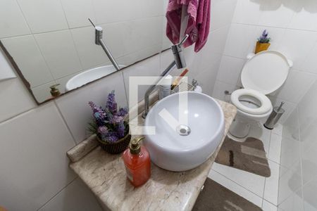 Casa à venda com 350m², 5 quartos e 6 vagas Casa à venda com 350m², 5 quartos e 6 vagasLavabo da Edícula